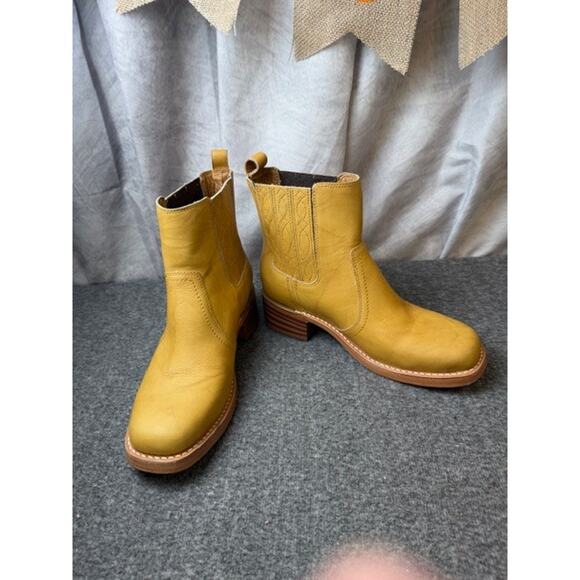 Frye Banana Campus Chelsea Ankle Boot Light Sand Distressed Leather 9.5 B - Picture 7 of 10